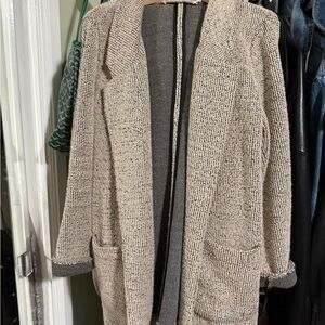 Astr Cream and Gray Open-Front Cardigan
